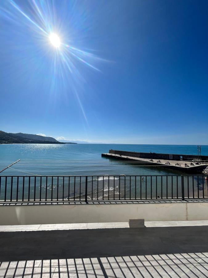 Casa Marina, La Terrazza Sul Mare Bed & Breakfast Cefalu Luaran gambar